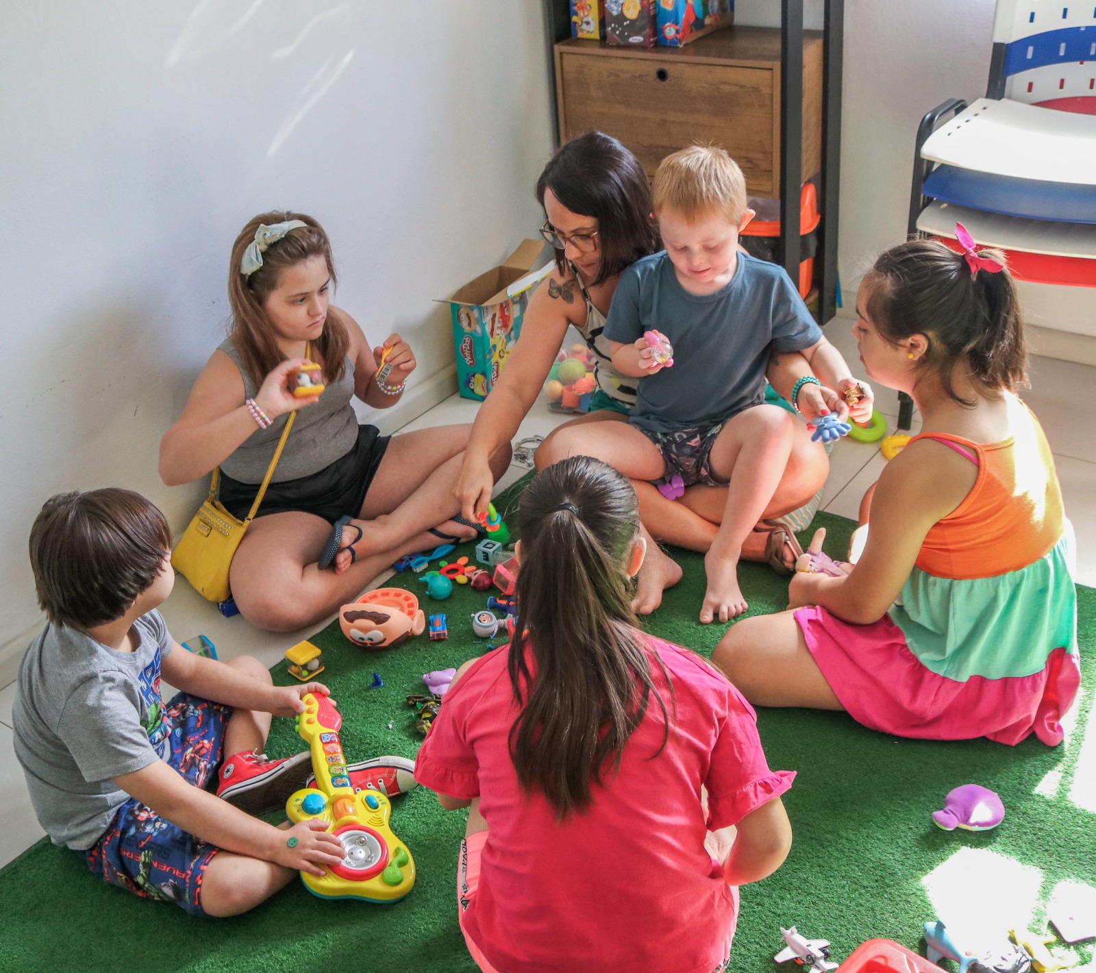 Entidade presta serviços de convivência, psicologia, oficinas de música, arte e atendimentos em fisioterapia
