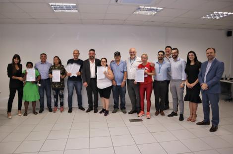 Famílias já estão residindo nos imóveis adquiridos pelo programa Compra Assistida